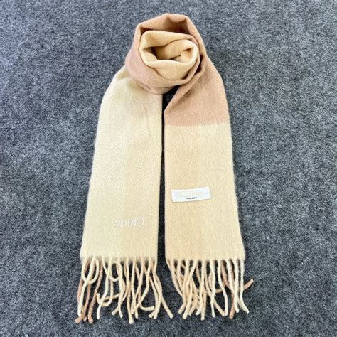 Chloé Scarves and Wraps for Women .